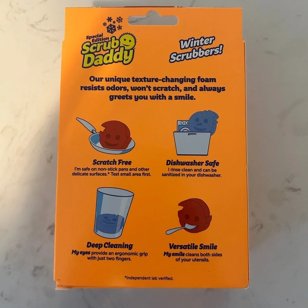Scrub Daddy FlexTexture Scrubber, Limited Edition, Snowman- NWT